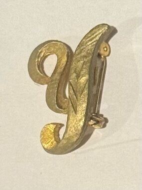 Vintage Gold-Tone Rare Mamselle Script Letter 'Y' Brooch Pin